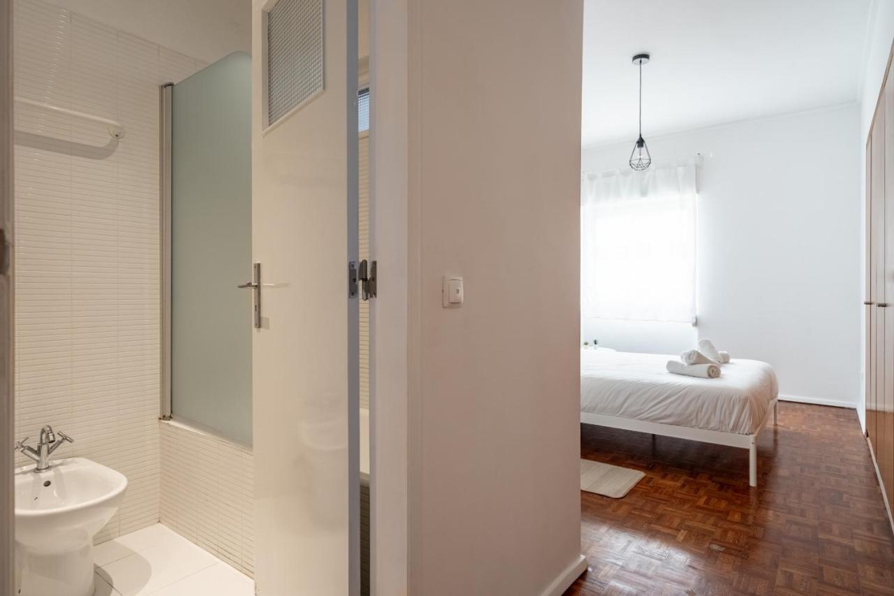 Spacious 3 Bedroom In The Heart Of Arroios Apartment Lissabon